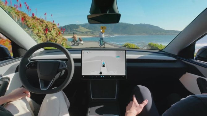 Autonomní Tesly poprvé v Evropě: první ořezaná verze vyjde zákazníky na necelých 100 eur Autonomní Tesly poprvé v Evropě: první ořezaná verze vyjde zákazníky na necelých 100 eur
