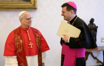 Papež se ostře pustil do AI. Algoritmy podle něj nesmí řídit válku ani pravdu Papež se ostře pustil do AI. Algoritmy podle něj nesmí řídit válku ani pravdu