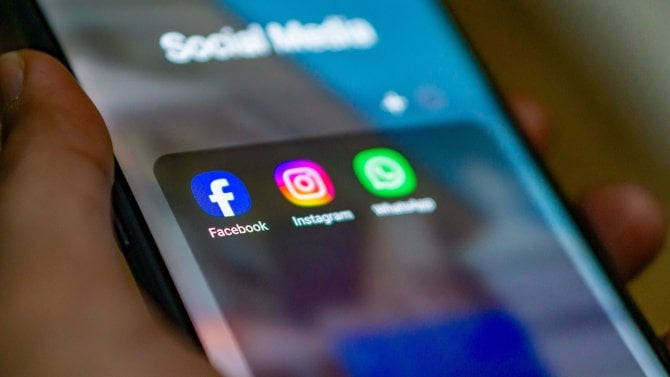 Meta už naostro spouští předplatné pro Instagram, Facebook i WhatsApp. Chystá také dražší AI tarify Meta už naostro spouští předplatné pro Instagram, Facebook i WhatsApp. Chystá také dražší AI tarify