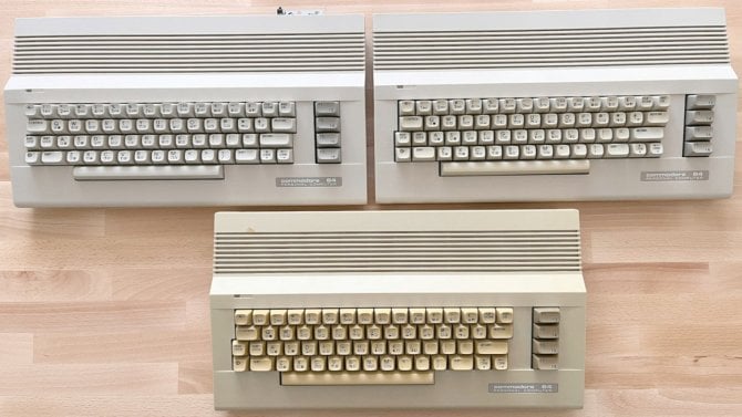 Projekt C64 II: potřetí do stejné řeky čistění a opravy elektroniky Projekt C64 II: potřetí do stejné řeky čistění a opravy elektroniky