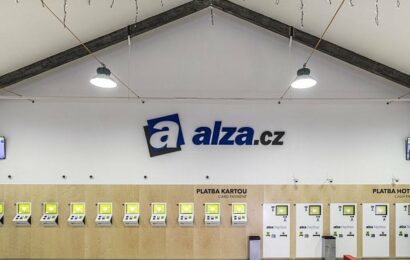 Alza začala prodávat počítače za 17 milionů. Před nákupem si vás ale pořádně proklepne Alza začala prodávat počítače za 17 milionů. Před nákupem si vás ale pořádně proklepne